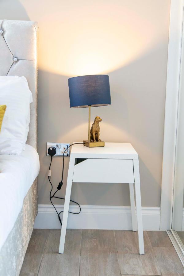 Flash Sales Offer - Any Week Day No Minimum Night Restrictions Brighton City Centre Seafront 1 Bedroom Flat Bn1Gre08 Bagian luar foto